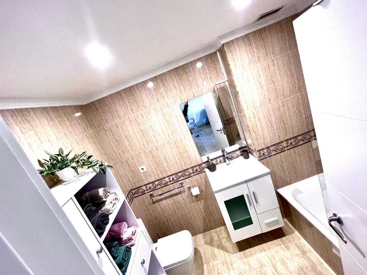 Ketan Suite Nadales Malaga Exterior photo